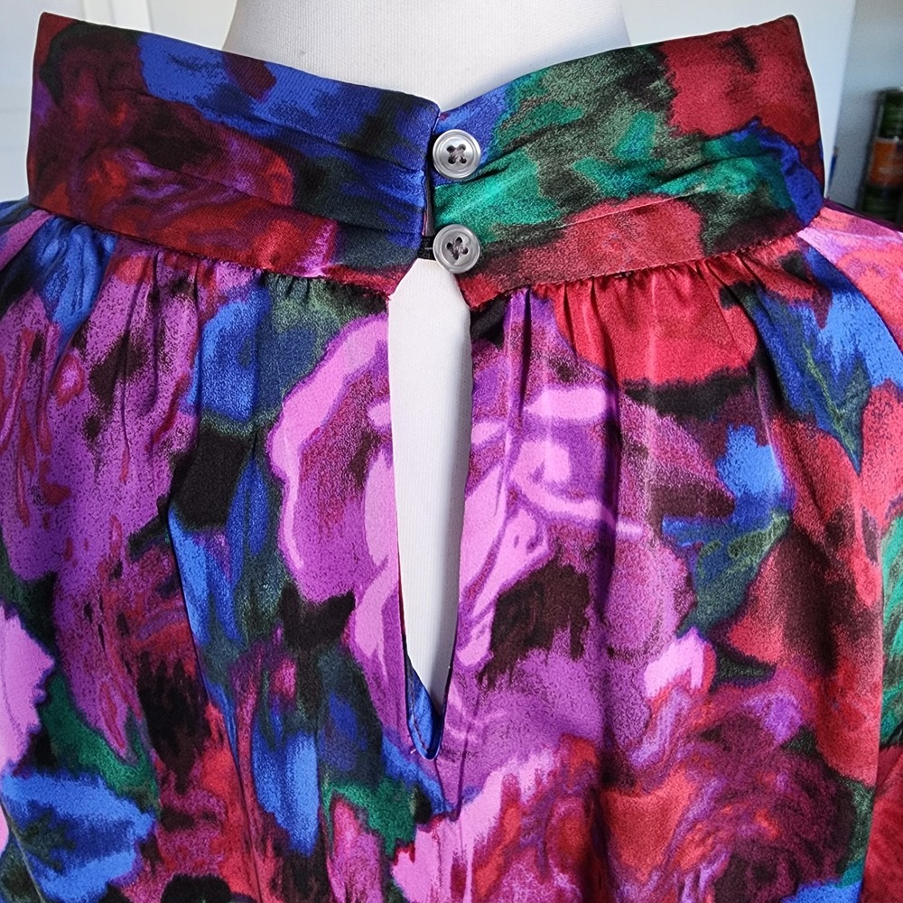 Talbots Twist Neck Satin Charmeuse Blouse‎ Top XL Wrapped Jewel Tone Floral Chic - Picture 4 of 11